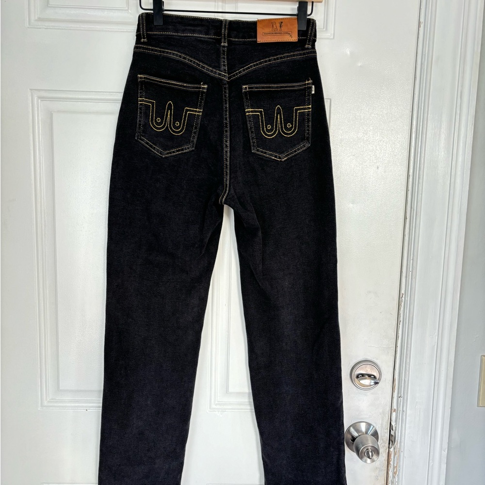 Fashion brand company nap jeans with yellow thread! - Picture 5 of 8